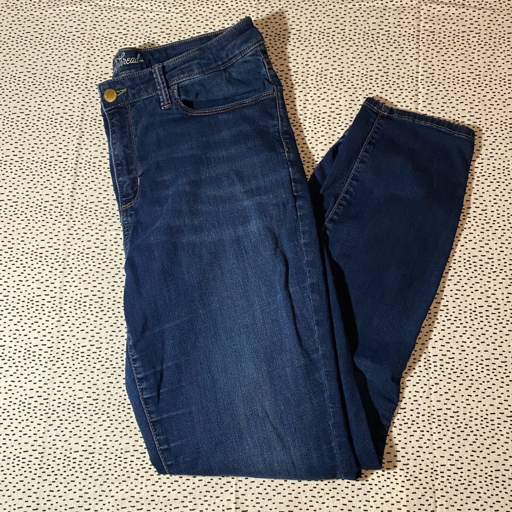 🍩 Size 12 skinny jeans